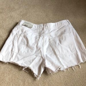 The cutest white cutoffs ever